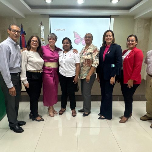 UTESACOOP Ofrece Charla Sobre el Cáncer de Mama a sus Seccionales Santiago