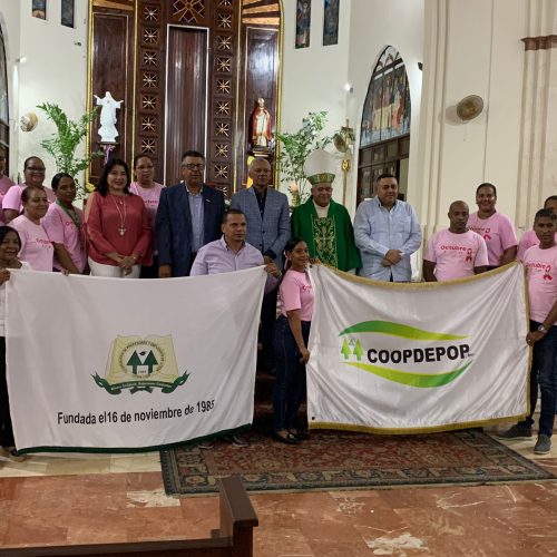 Renovando Nuestro Compromiso Cooperativo en la Catedral San Felipe Apóstol
